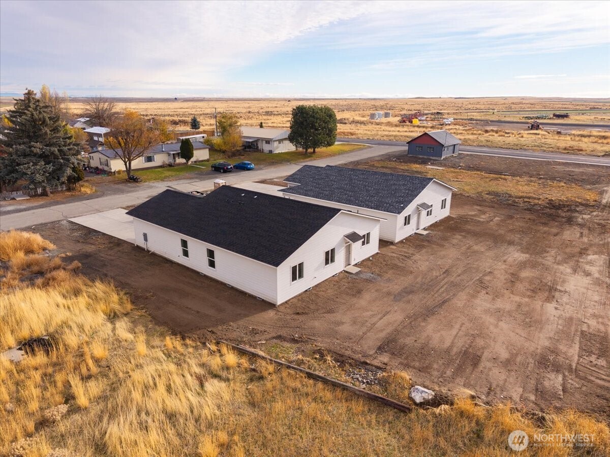 36 Simpson Street Mansfield, WA 98830 - Photo 26 of 28 a view of a city