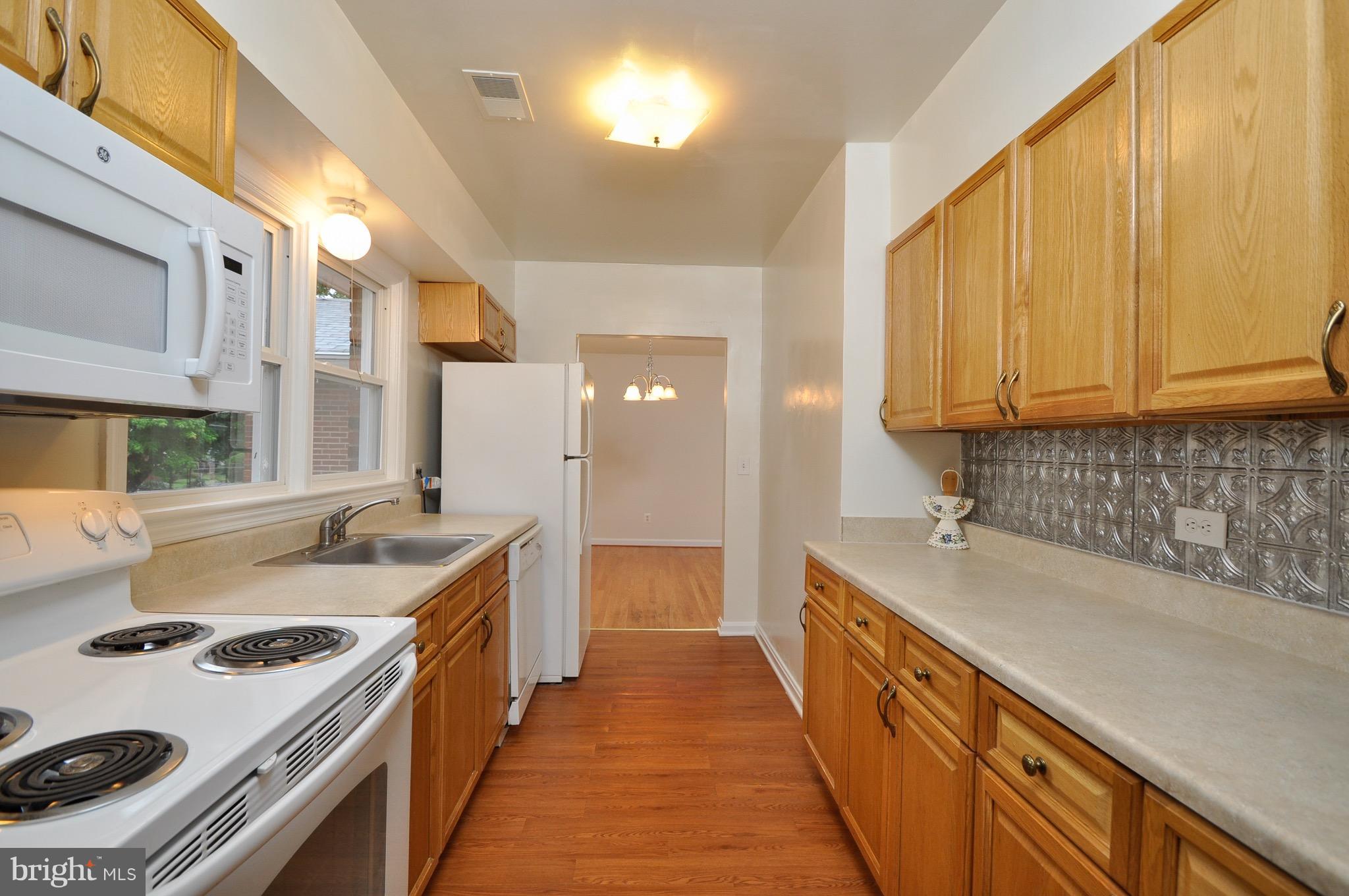 8812 Sudley Road Manassas, VA 20110 - Photo 9 of 30 Updated kitchen