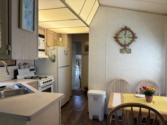 2795 East 28th Road Marseilles, IL 61341 - Photo 14 of 68