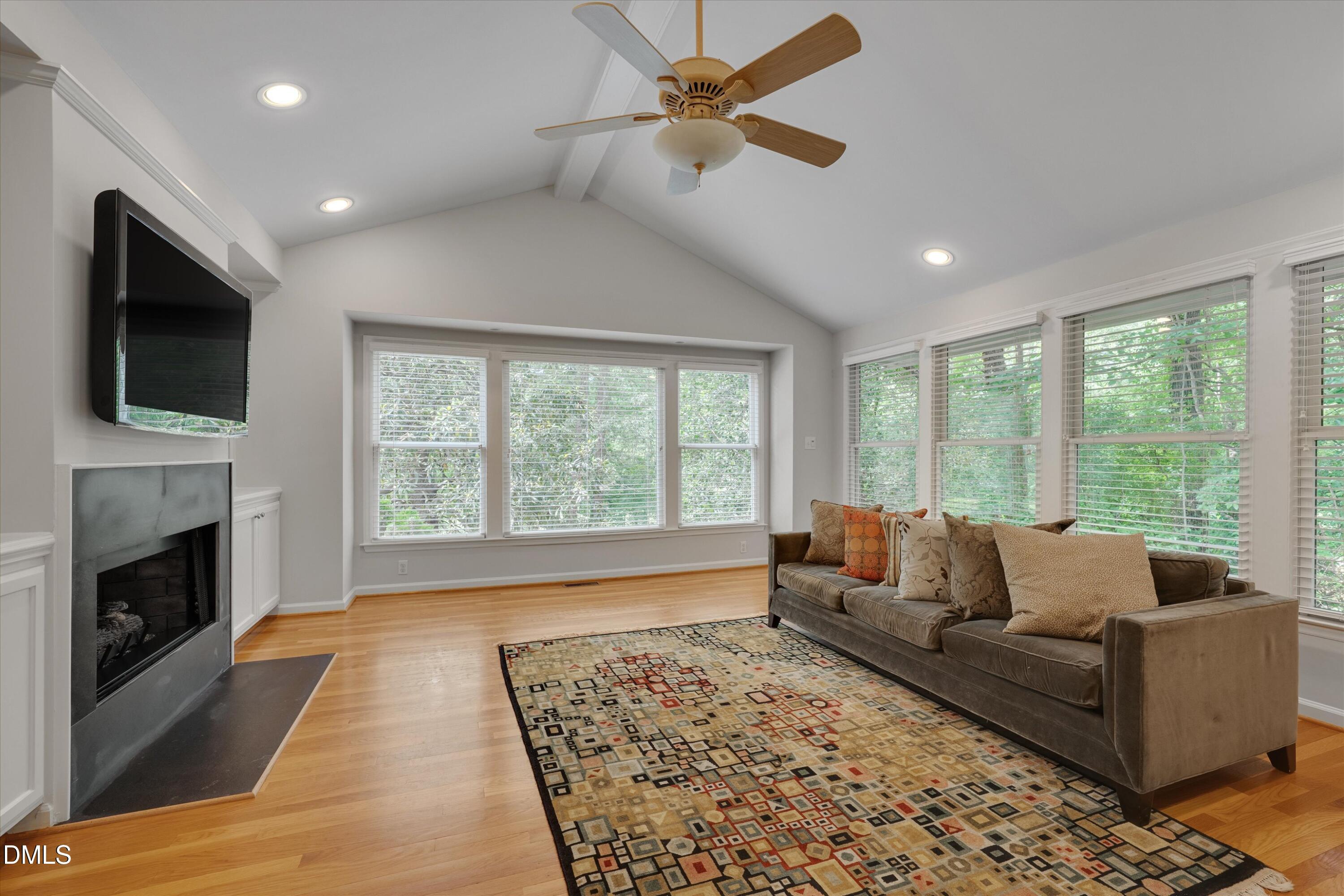 2400 Oxford Road Raleigh, NC 27608 - Photo 18 of 63 09-2400 Oxford Road -9