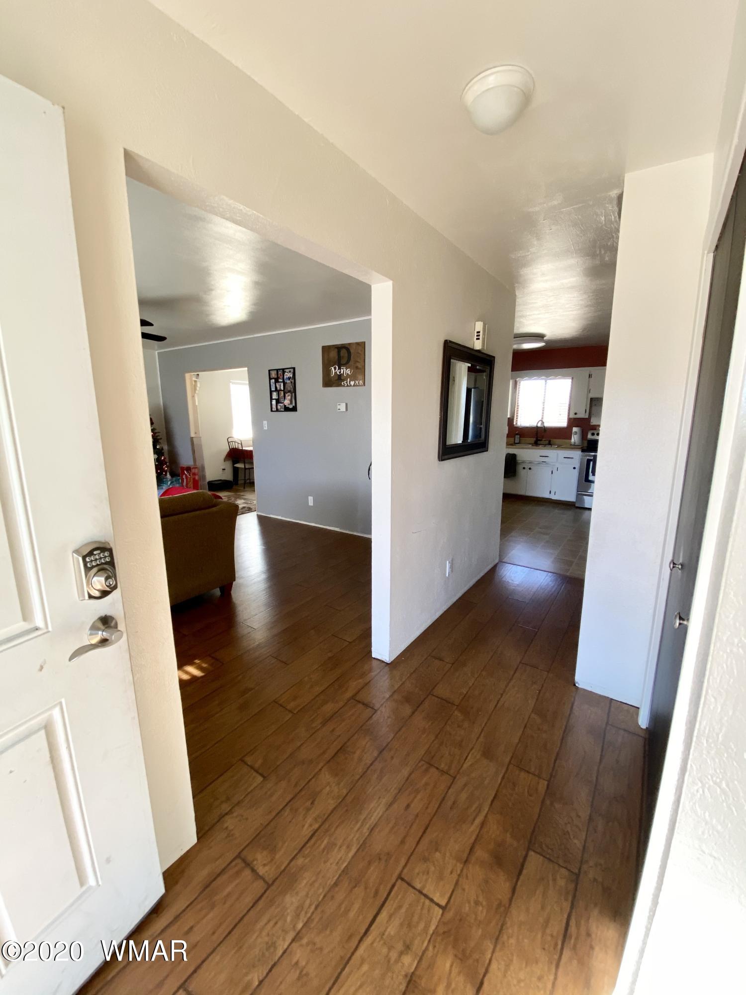 286 10th Street Eagar, AZ 85925 - Photo 4 of 24