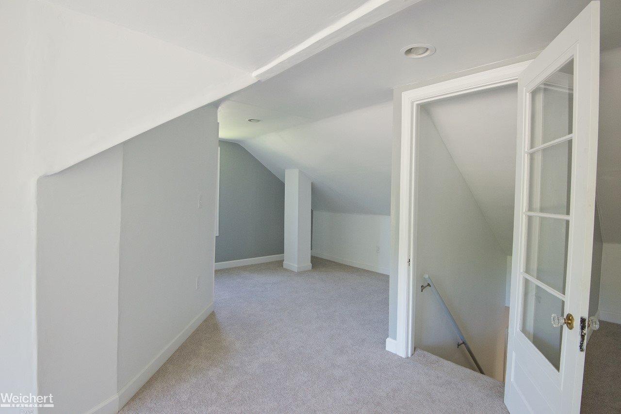 25680 Code Southfield, MI 48033 - Photo 10 of 23 31321575-9.JPG