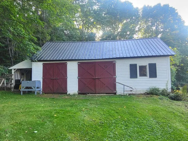 $369,000 | 5 Prospect Street, Wilton, ME 04294