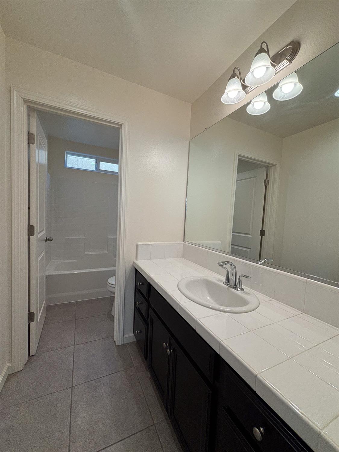 827 Fir Street Madera, CA 93636 - Photo 32 of 63