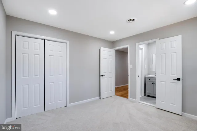 a view of empty room