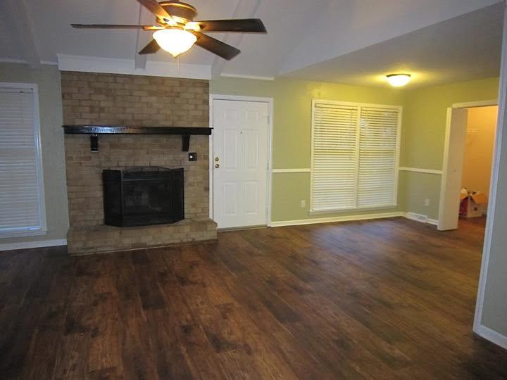 8171 Wainwright Road North Charleston, SC 29406 - Photo 5 of 11 Family room view 2