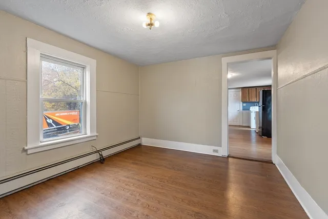 $1,800 | 39 Park Street, Unit 2B, Ayer, MA 01432