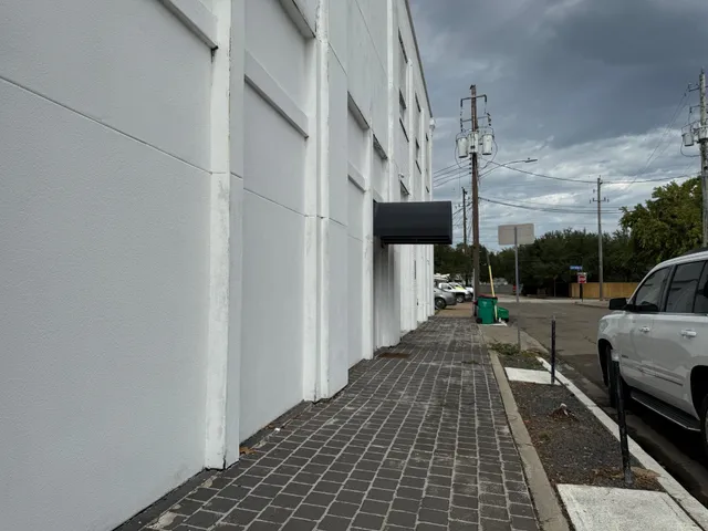 a view of a porch with furniture
