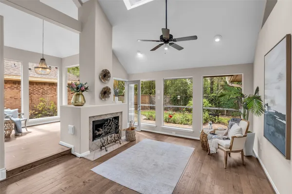 $469,000 | 22 Cedar Chase Place, The Woodlands, TX 77381