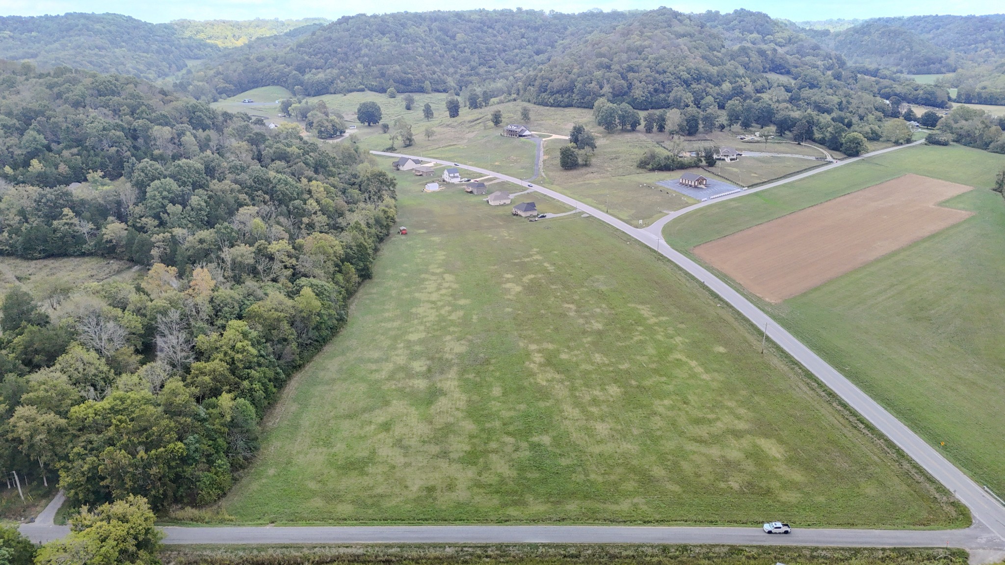 9 Hartsville Road Lafayette, TN 37083 - Photo 5 of 17 Gallery Image 5
