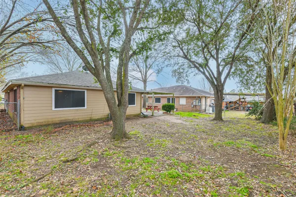 $1,700 | 10926 Waterview Circle, Montgomery, TX 77356