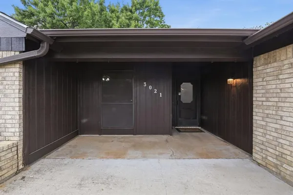 $375,000 | 3021 Mossy Oak Lane, Bedford, TX 76021