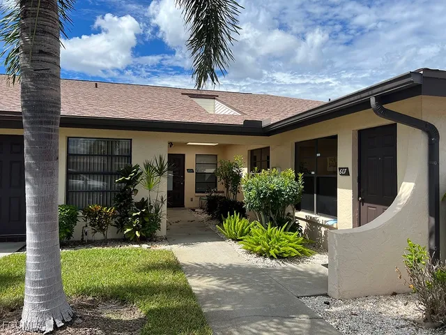 $1,399 | 3906 Southeast 11th Place, Unit 606, Cape Coral, FL 33904