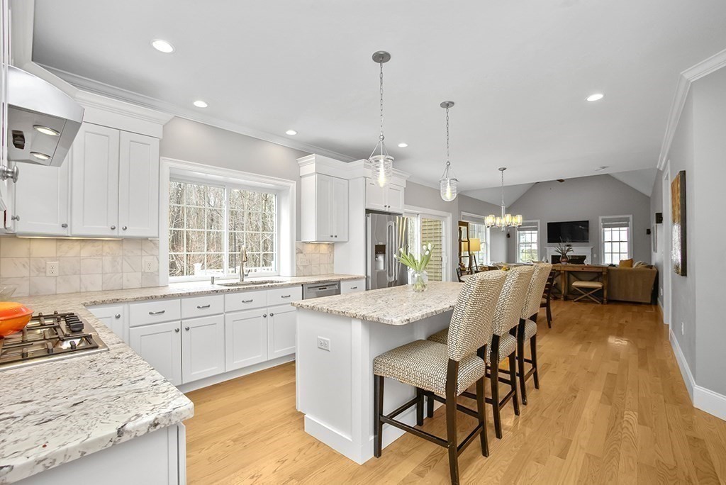 20 Hunters Ridge Way Hopkinton, MA 01748 - Photo 13 of 40 Gallery Image 13