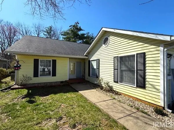 $350,000 | 706 East Pepperridge Drive, Bloomington, IN 47401