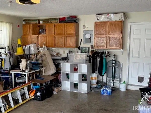 $350,000 | 706 East Pepperridge Drive, Bloomington, IN 47401