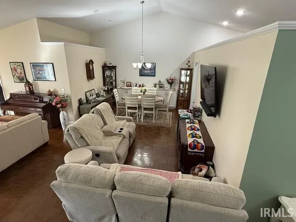 $350,000 | 706 East Pepperridge Drive, Bloomington, IN 47401