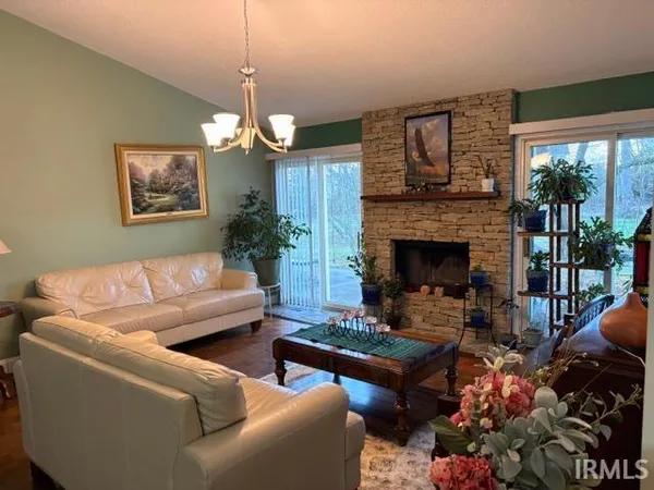 $350,000 | 706 East Pepperridge Drive, Bloomington, IN 47401