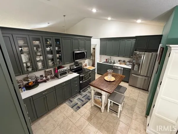 $350,000 | 706 East Pepperridge Drive, Bloomington, IN 47401