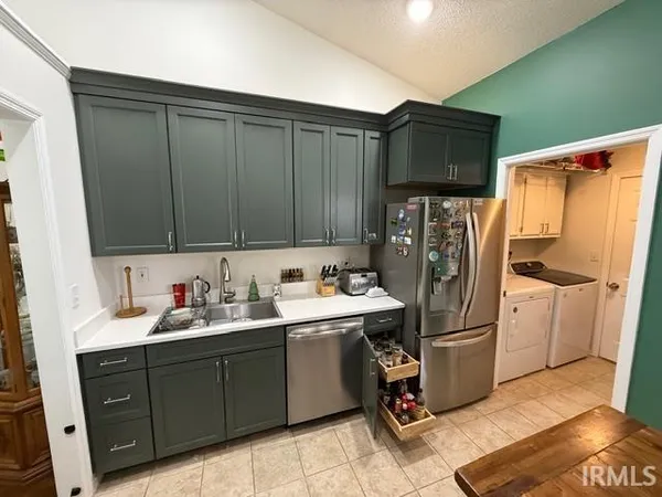 $350,000 | 706 East Pepperridge Drive, Bloomington, IN 47401