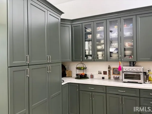 $350,000 | 706 East Pepperridge Drive, Bloomington, IN 47401