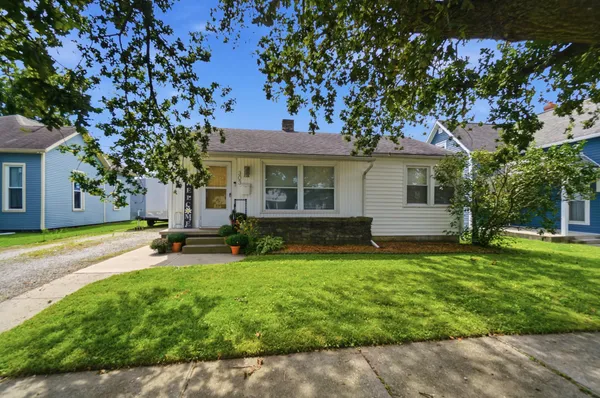 $165,000 | 303 Washington Street, Wapakoneta, OH 45895