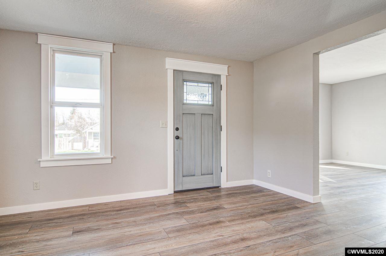 538 Southwest 4th Avenue Albany, OR 97321 - Photo 5 of 37 Gallery Image 5