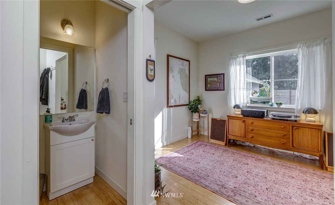 2905 McLeod Road Bellingham, WA 98225 - Photo 13 of 25 Gallery Image 13