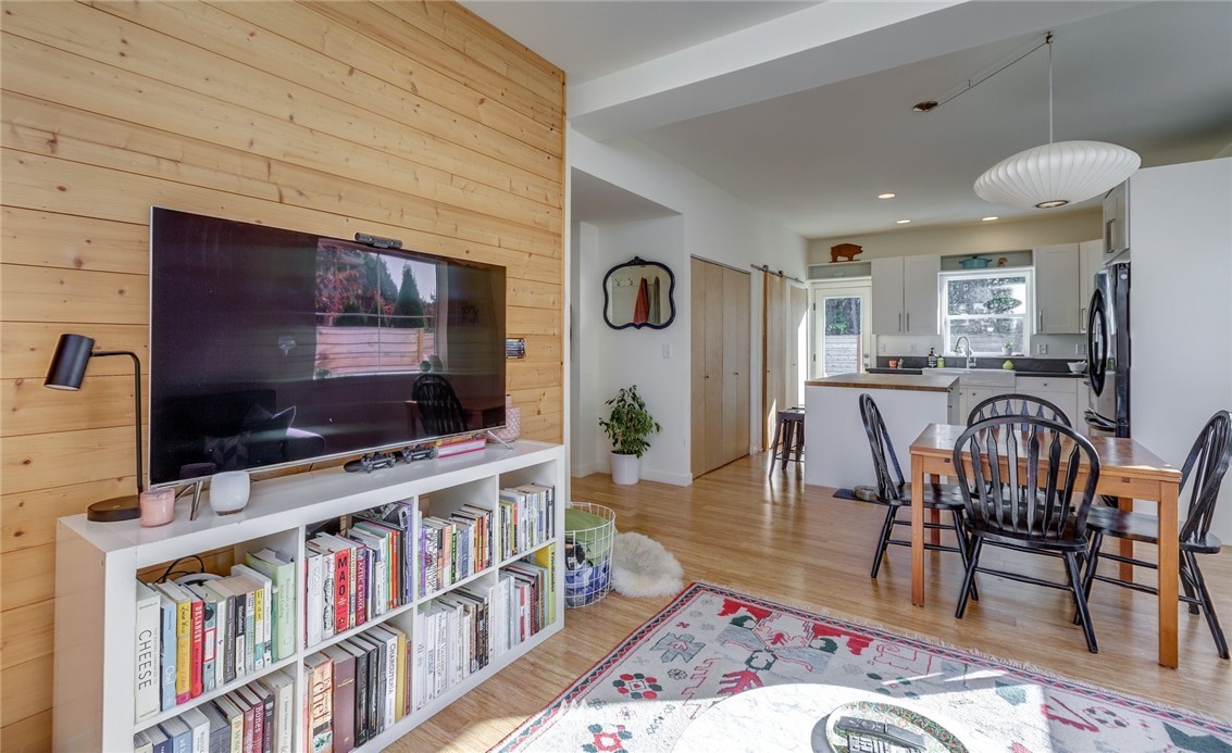 2905 McLeod Road Bellingham, WA 98225 - Photo 5 of 25 Gallery Image 5