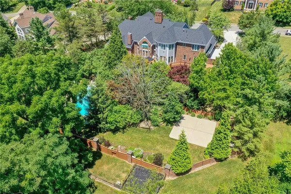 $1,588,000 | 1609 Blackburn Heights Drive, Sewickley, PA 15143