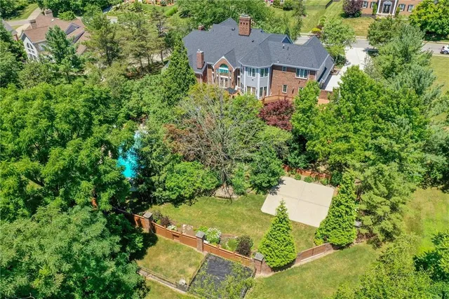 $1,930,000 | 1609 Blackburn Heights Drive, Sewickley, PA 15143