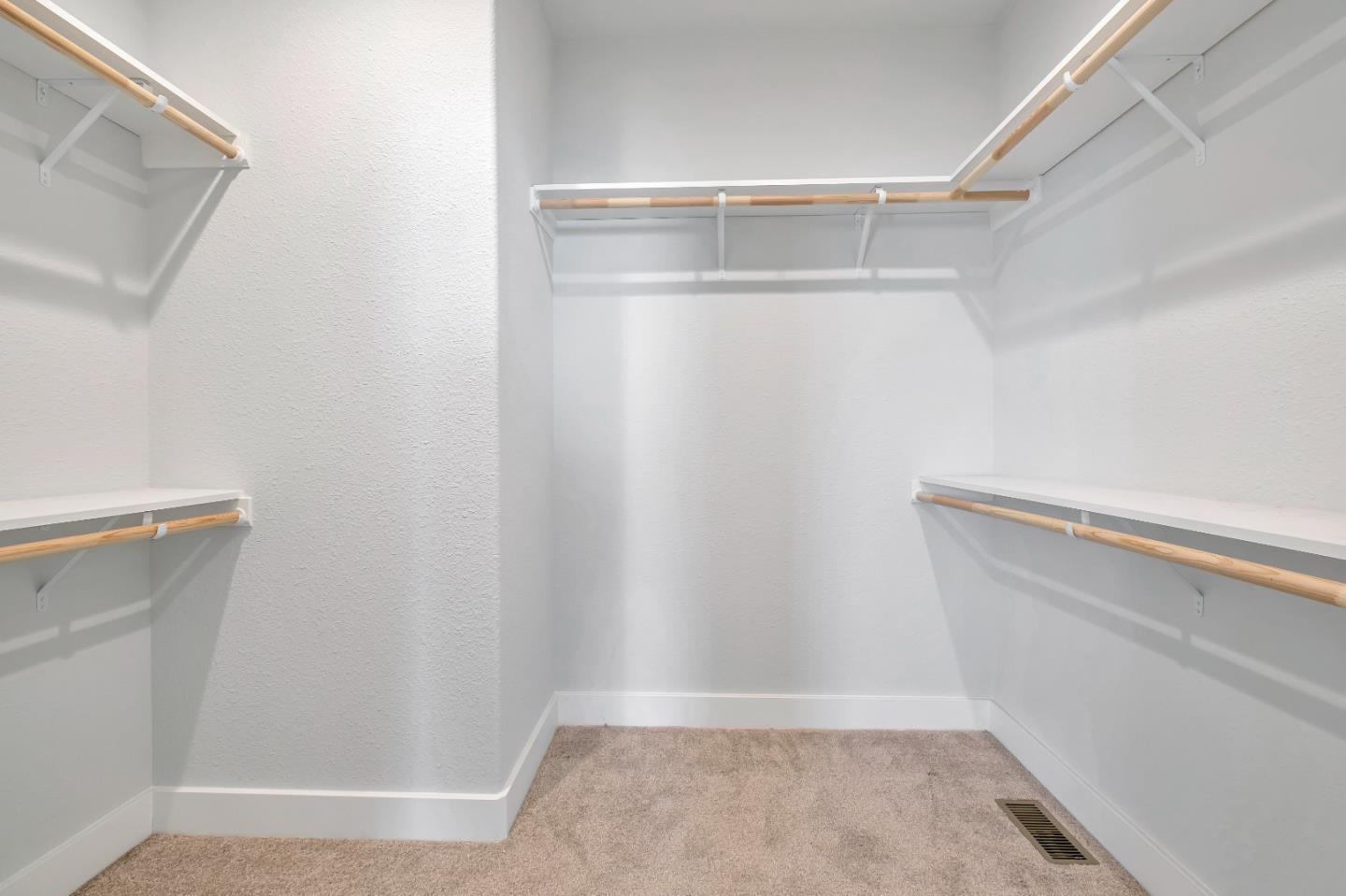 144 Holm Road, Unit 5 Watsonville, CA 95076 - Photo 22 of 49 Gallery Image 22