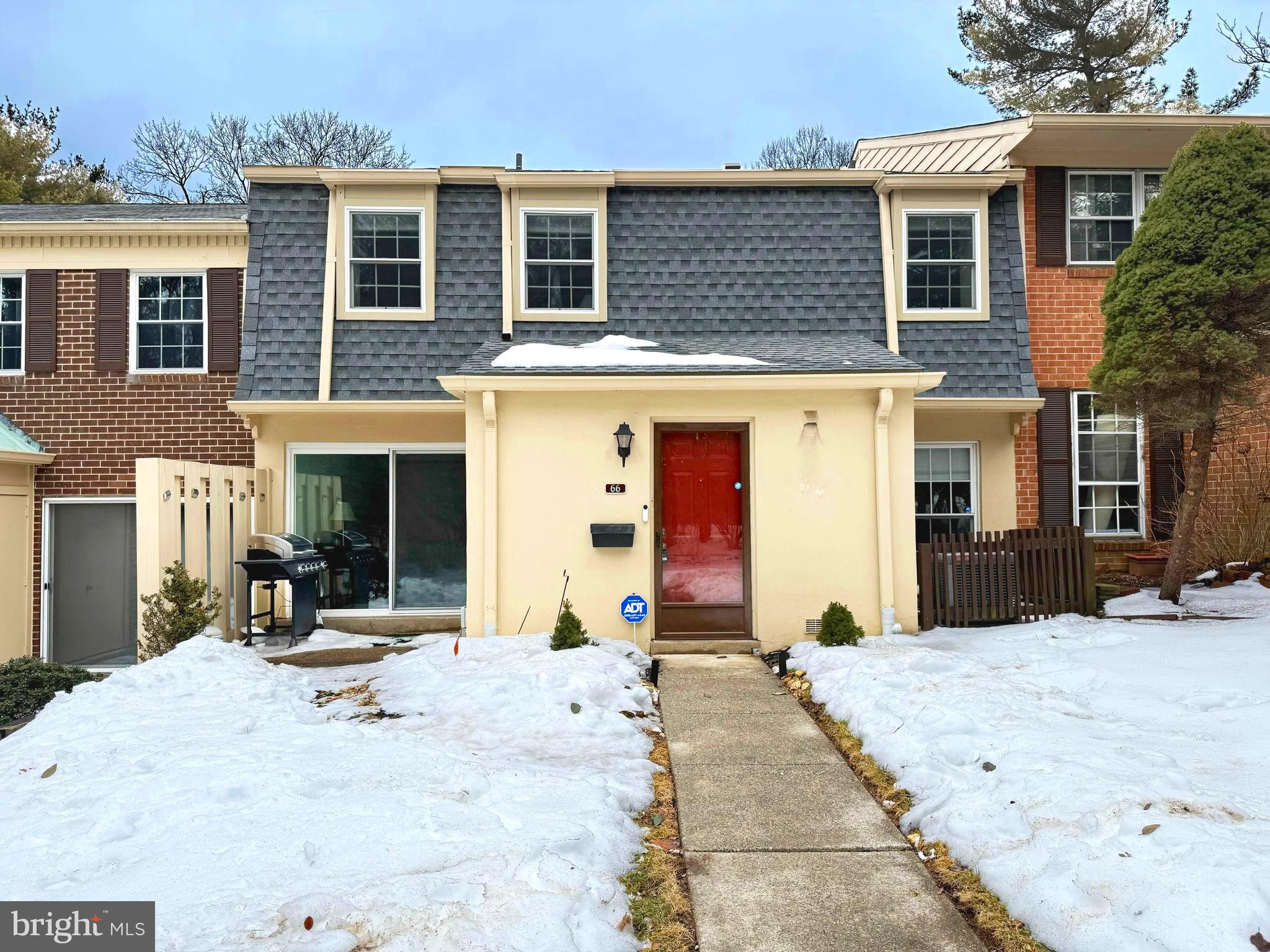 a view of a house with outdoor space