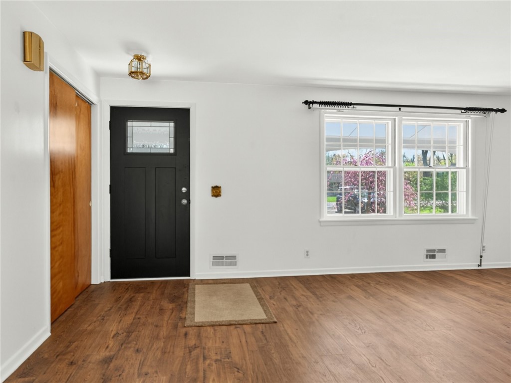 1731 Baird Road Penfield, NY 14526 - Photo 5 of 48