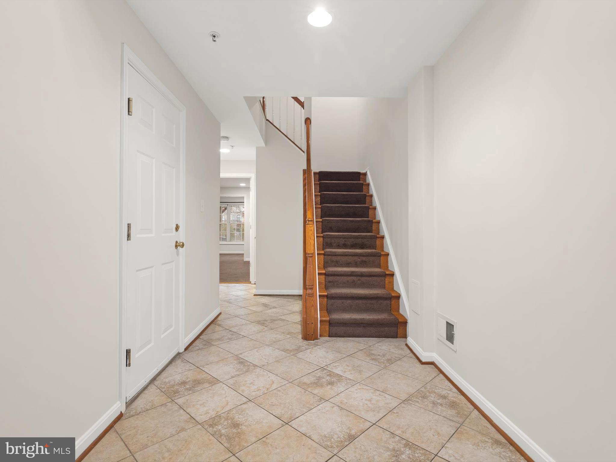 2807 Cornet Court Silver Spring, MD 20904 - Photo 2 of 44