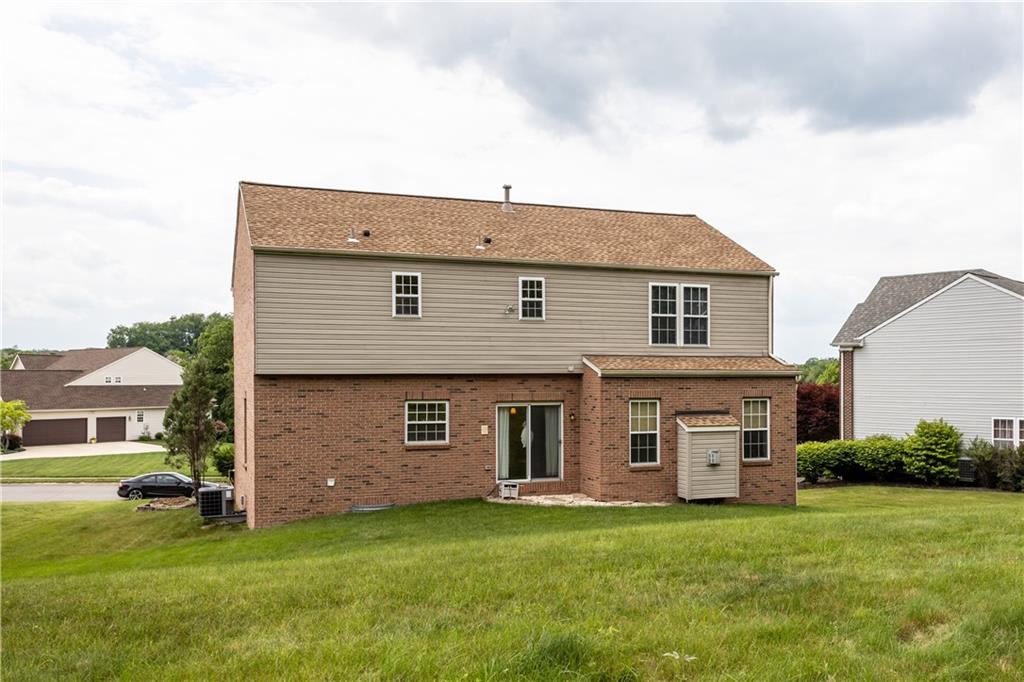 241 Field Club Circle McKees Rocks, PA 15136 - Photo 24 of 25