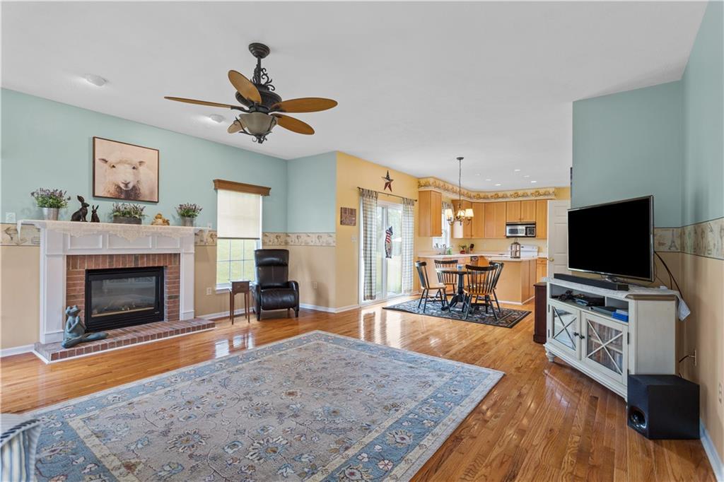 241 Field Club Circle McKees Rocks, PA 15136 - Photo 8 of 25