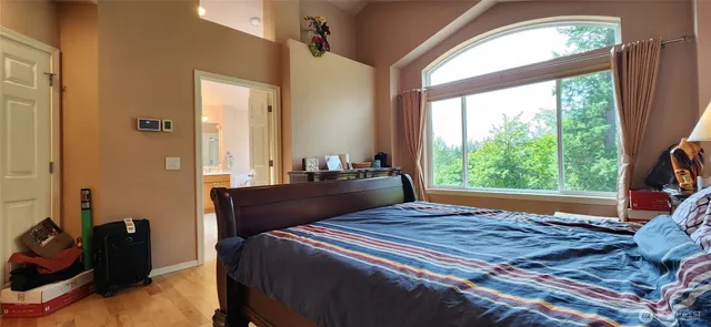 $5,400 | 1523 225th Place Southeast, Sammamish, WA 98075