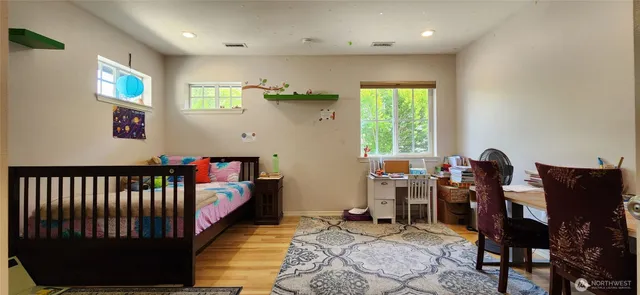 $5,400 | 1523 225th Place Southeast, Sammamish, WA 98075