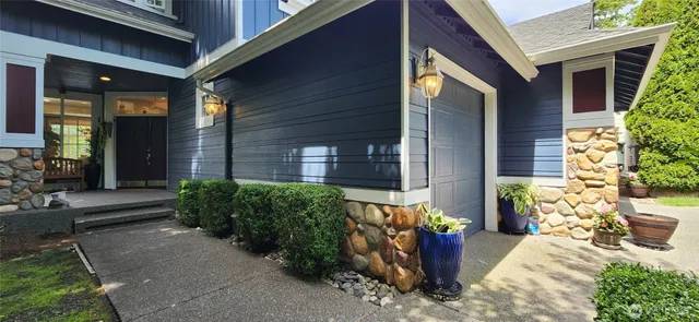 $5,400 | 1523 225th Place Southeast, Sammamish, WA 98075