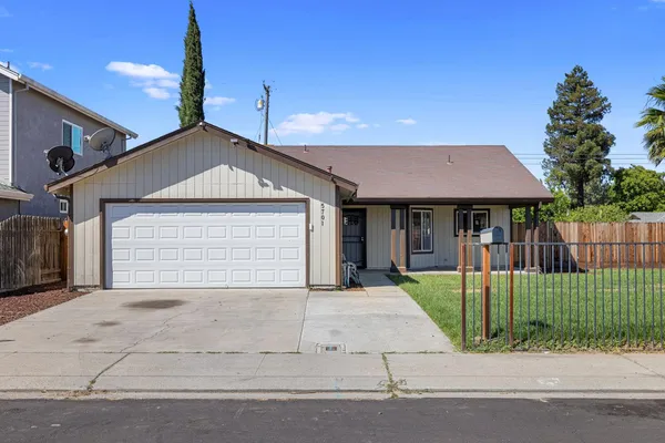 $415,000 | 5701 Casaba Way, Keyes, CA 95328