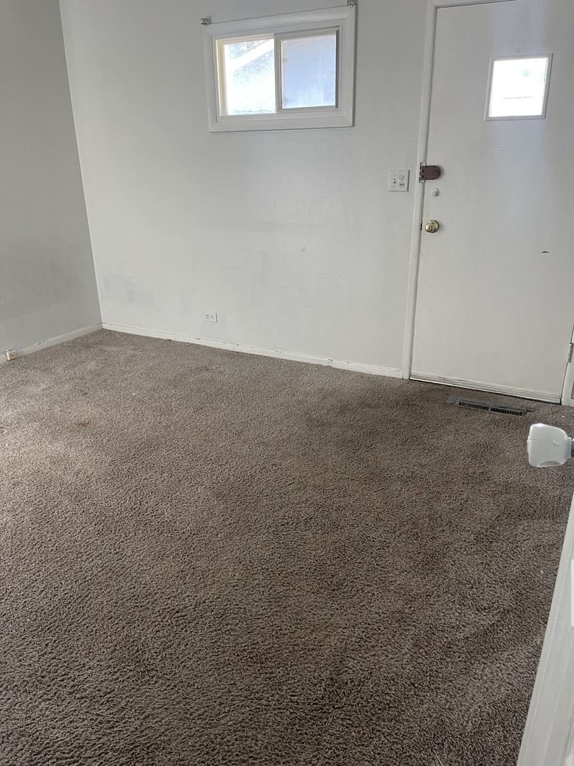 3347 Thornberry Lane Glenview, IL 60025 - Photo 12 of 12 a view of empty room