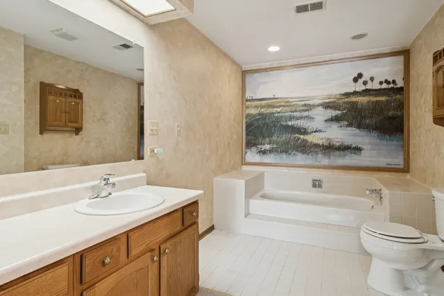 $249,000 | 4121 Mallard Drive, Unit 5, Arlington Heights, IL 60004