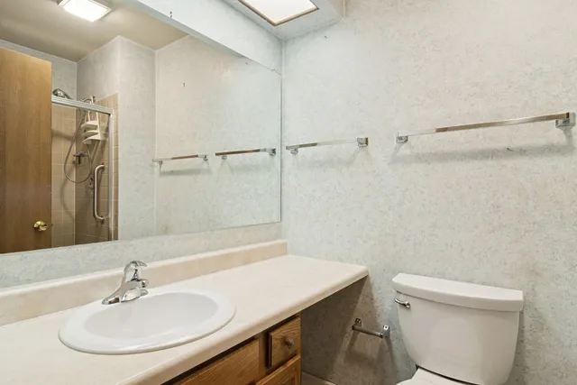 $249,000 | 4121 Mallard Drive, Unit 5, Arlington Heights, IL 60004