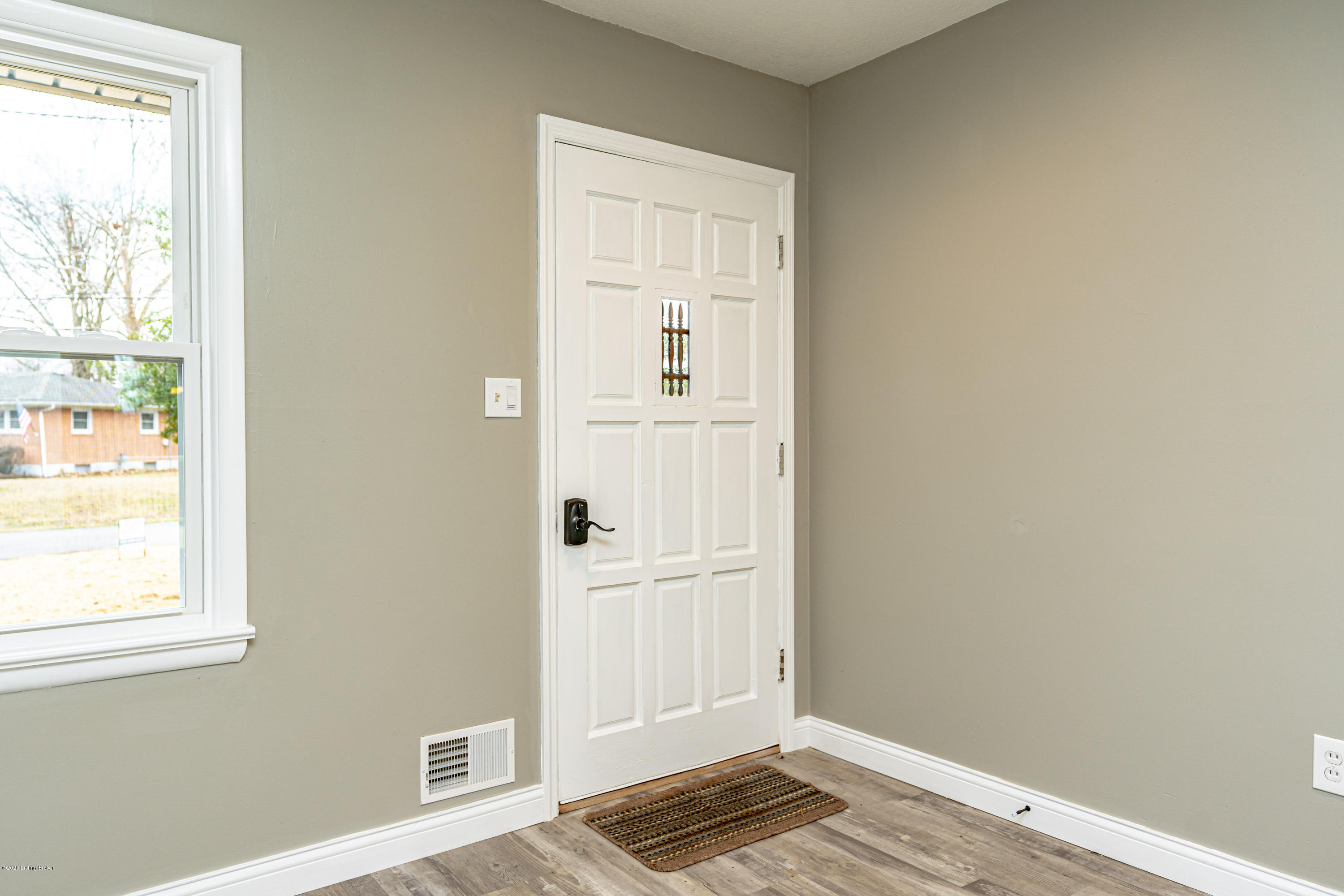 6315 Hunters Grove Road Louisville, KY 40216 - Photo 24 of 61 DSC00231
