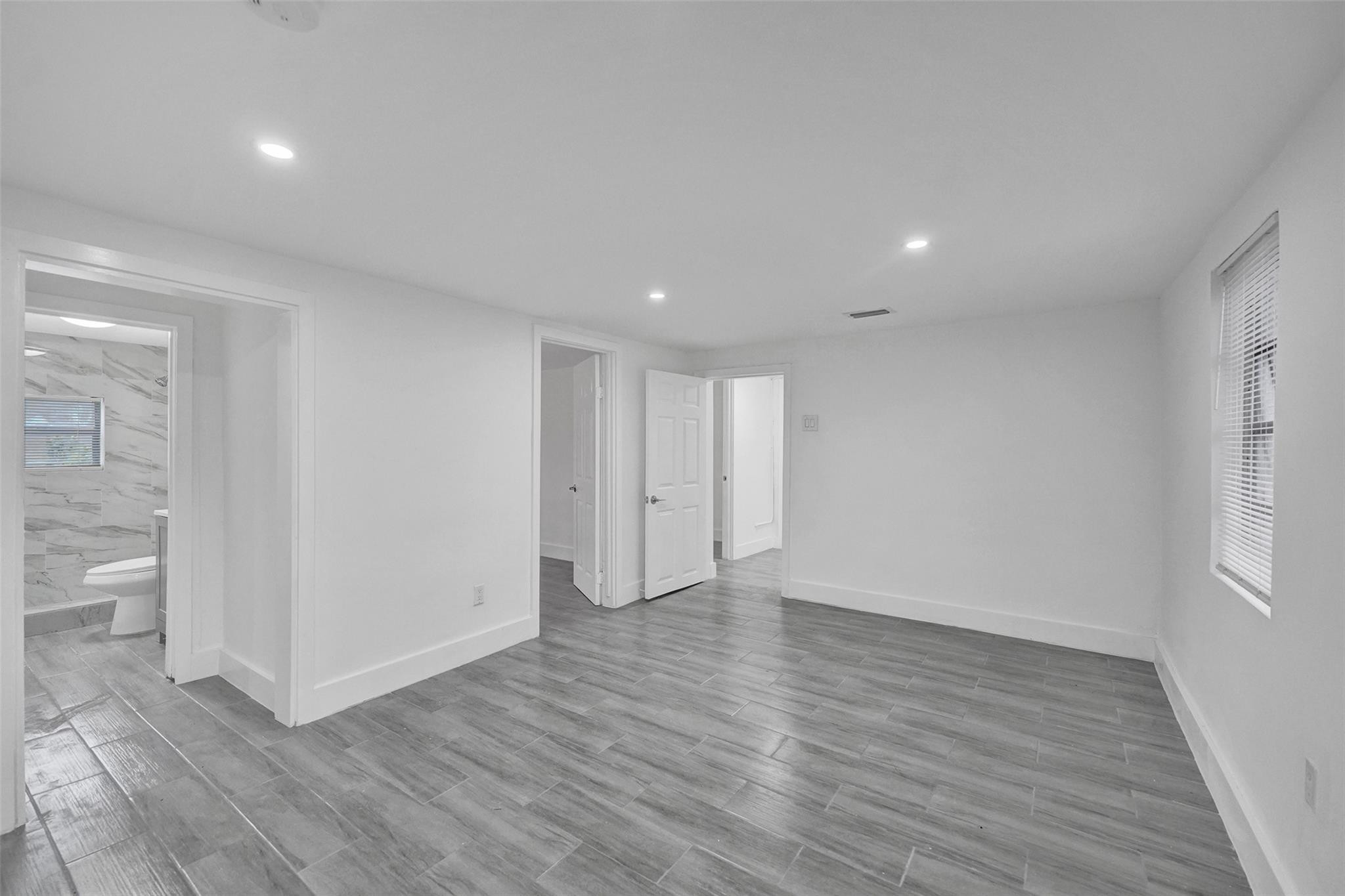 5025 Southwest 22nd Street Hollywood, FL 33023 - Photo 12 of 52 Photo 12