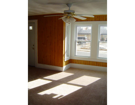 222 Quincy Street Springfield, MA 01109 - Photo 5 of 6 Gallery Image 5