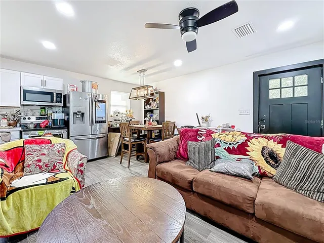 $650,000 | 902 West Baker Street, Plant City, FL 33563