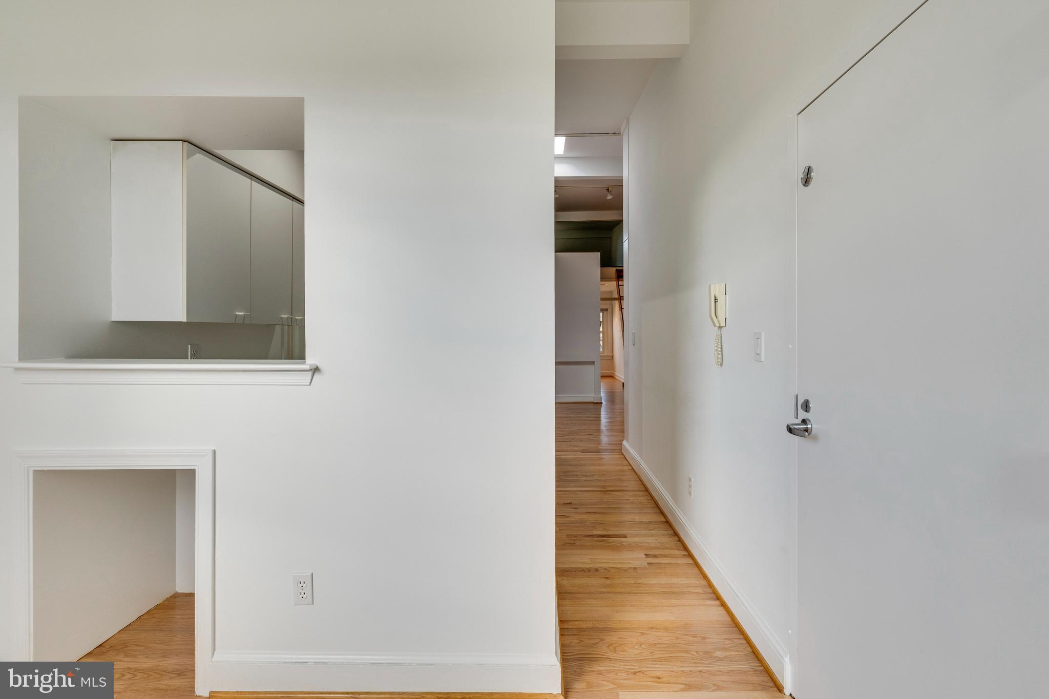 1946 Calvert Street Northwest, Unit 4 Washington, DC 20009 - Photo 20 of 27