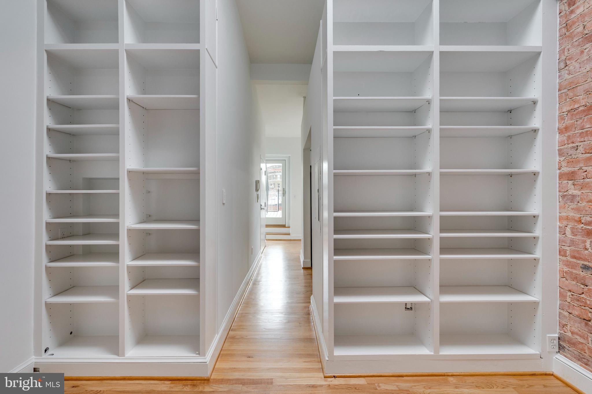 1946 Calvert Street Northwest, Unit 4 Washington, DC 20009 - Photo 4 of 27